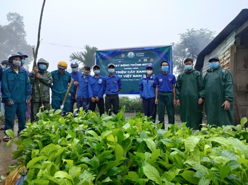 Huyện đoàn Nam Trà My trồng rừng hưởng ửng chương trình “Triệu cây xanh – Vì một Việt Nam xanh”