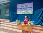 Liên đội trường PTDTBT – THCS Trà Vân tổ chức Hội thi Khéo tay hay làm – Đan giỏ rác vì môi trường.