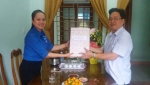 Đồng chí Trần Duy Dũng - Phó Bí thư Thường trực Huyện ủy thăm và chúc mừng